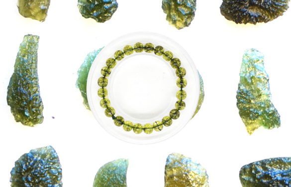 What is Moldavite & it's Benefits?